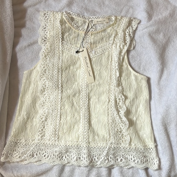 Beautiful lace top Mustard Seed NWT - Picture 2 of 9